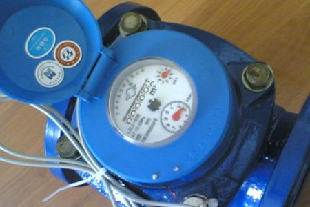 一種密封性好、不易滲水的光電直讀遠傳水表