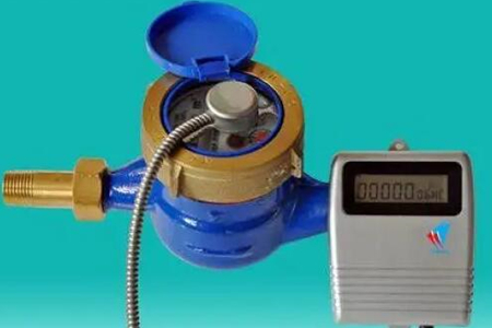 有線遠(yuǎn)傳水表如何接水管？廠家為你科普！
